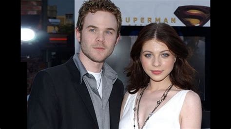 michelle trachtenberg relationships|A Look At Michelle Trachtenberg’s Dating Life Over。